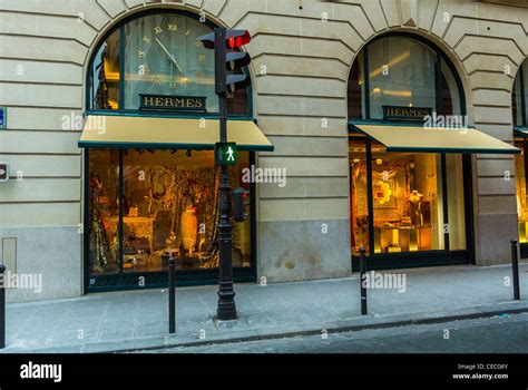 hermes vetrine|Hermes stores in paris.